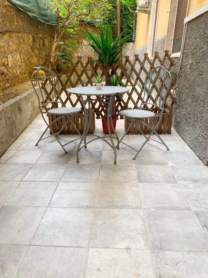 Bed and Breakfast La Casa Di Alice Salerno Exterior foto